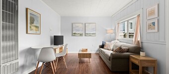 Cottage w/ Lake Access Unit 4