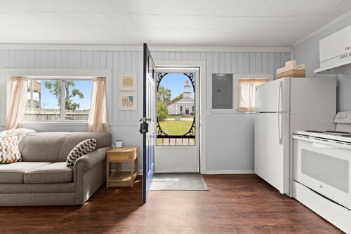 Cottage w/ Lake Access Unit 4