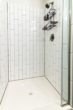 Hair dryer - Cozy Downtown Suite | Rooftop Lounge, Pool & Gym (Houston)