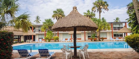 Standard Quadruple Room, 2 Double Beds, Air conditioning, Courtyard View | In-room safe, iron/ironing board, free WiFi