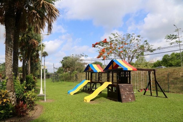 Children's play area - outdoor