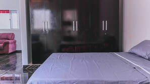 2 bedrooms