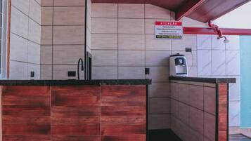 Casa, para fumantes | 2 quartos