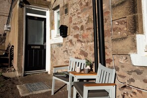 Exterior - T&J House In Eyemouth: Cozy Coastal Retreat (Eyemouth)