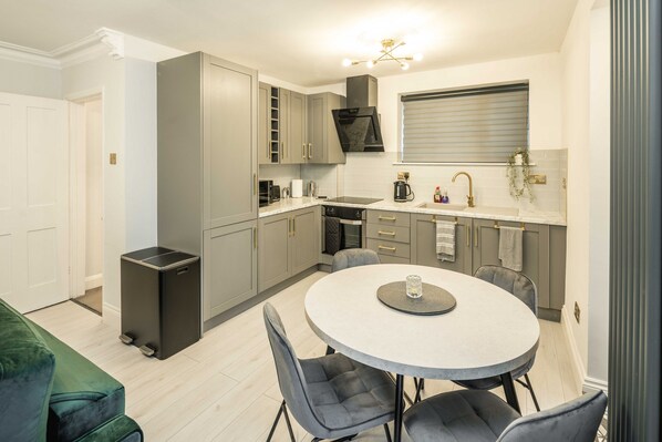 ハウス 1 ベッドルーム | ダイニングルーム