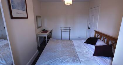 Charming 2Br Edwardian House In Market Town