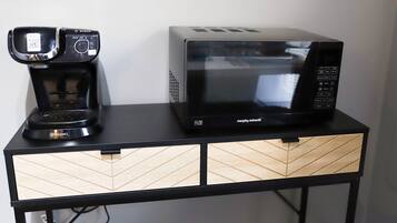 House, 3 Bedrooms | Private kitchen