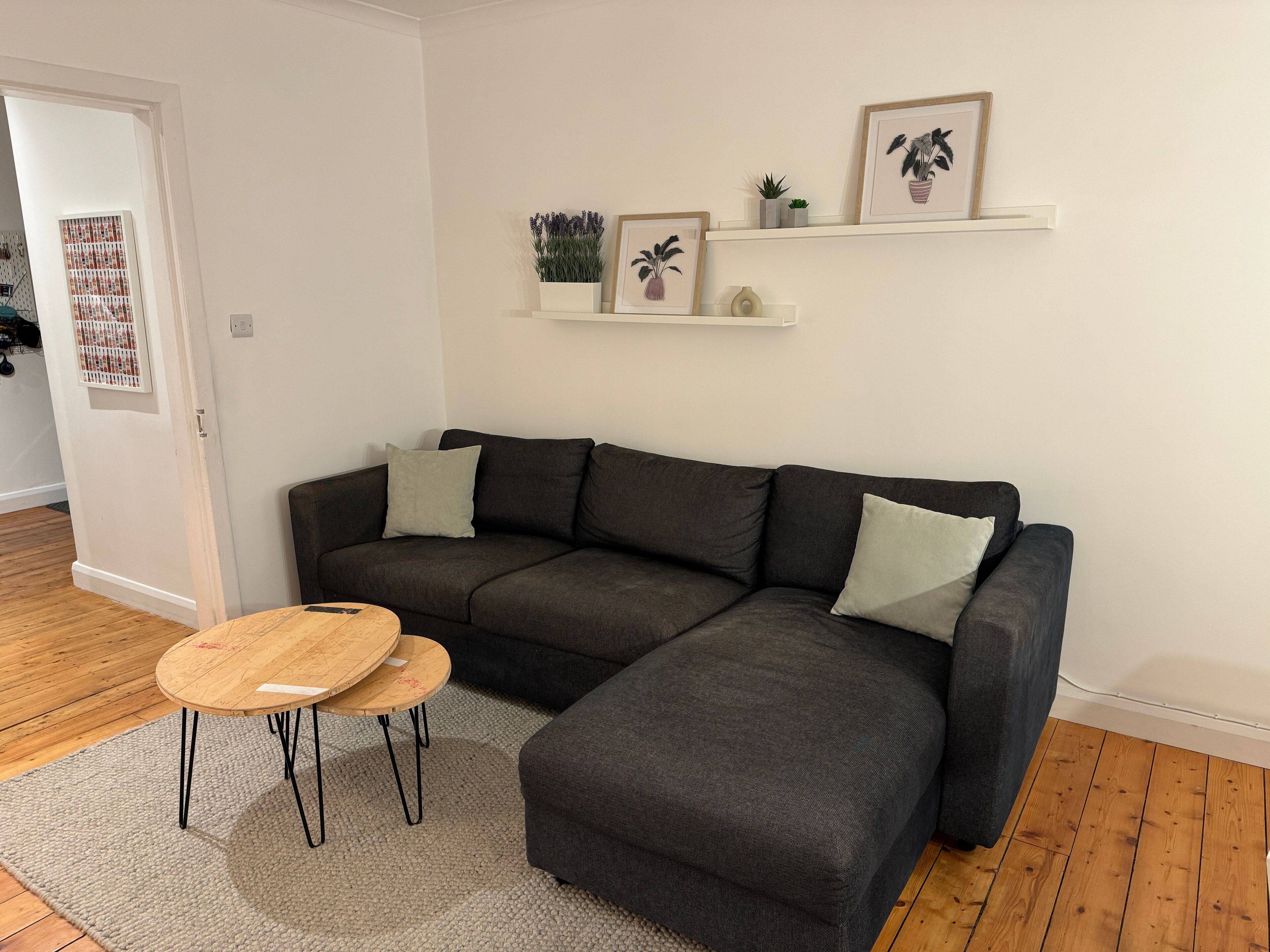 Apartment, 3 Bedrooms | Living room