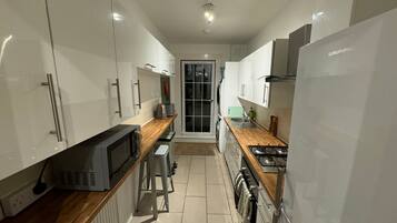 Apartemen, 3 kamar tidur | Dapur pribadi