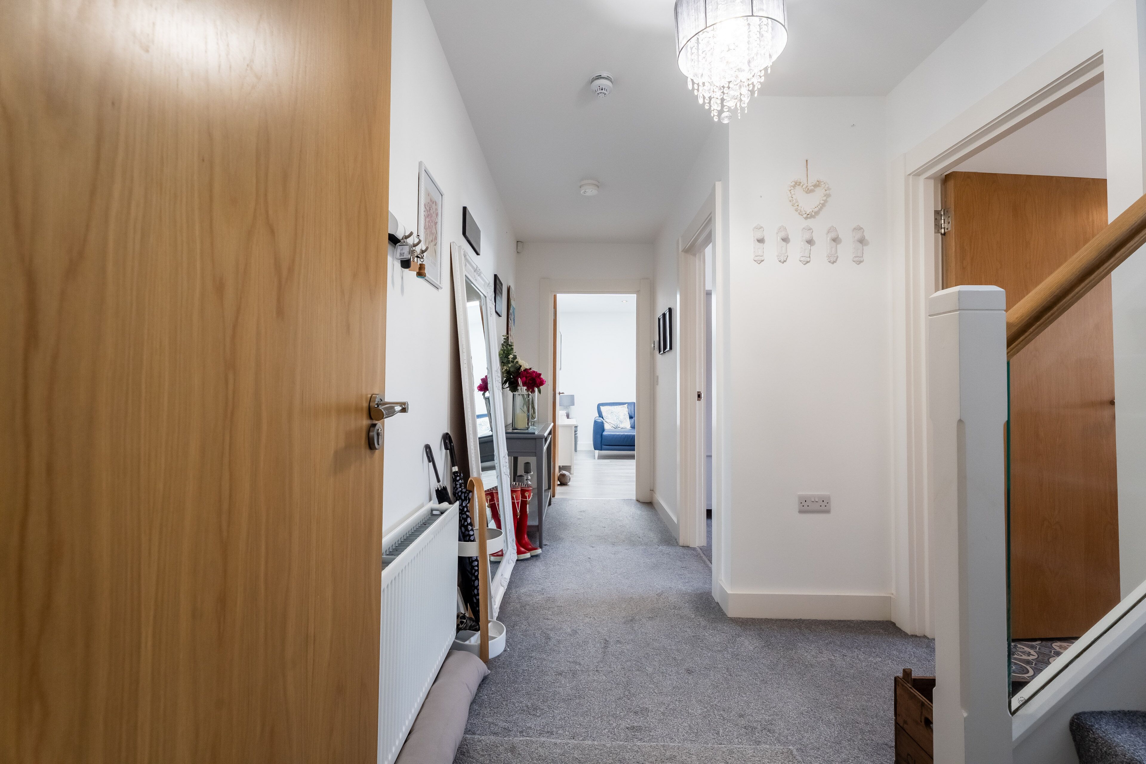 المنشأة من الداخل