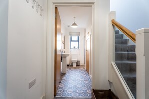 Interior - 3Bd Portrush Apartment Beach & Golf Escape (Portrush)