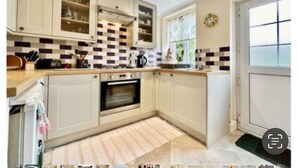 House, 2 Bedrooms | Private kitchen