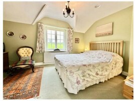 House, 2 Bedrooms
