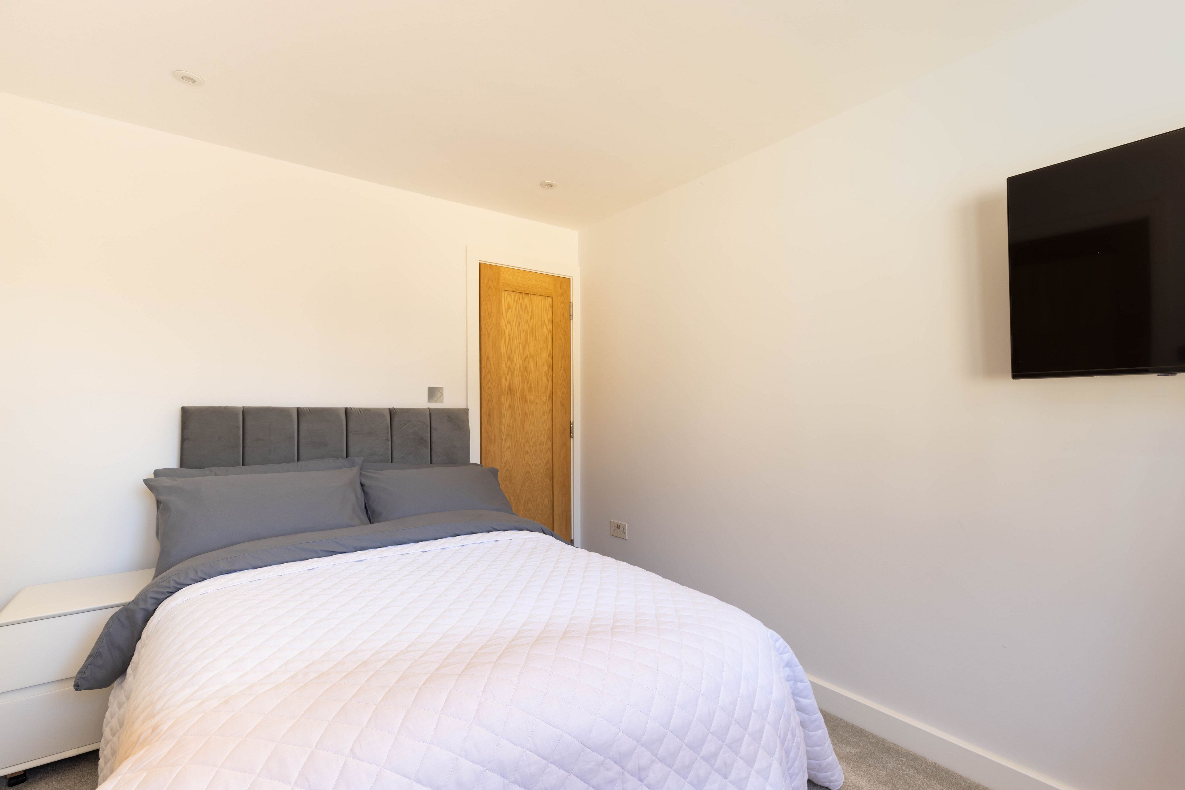 Nhà, 4 phòng ngủ