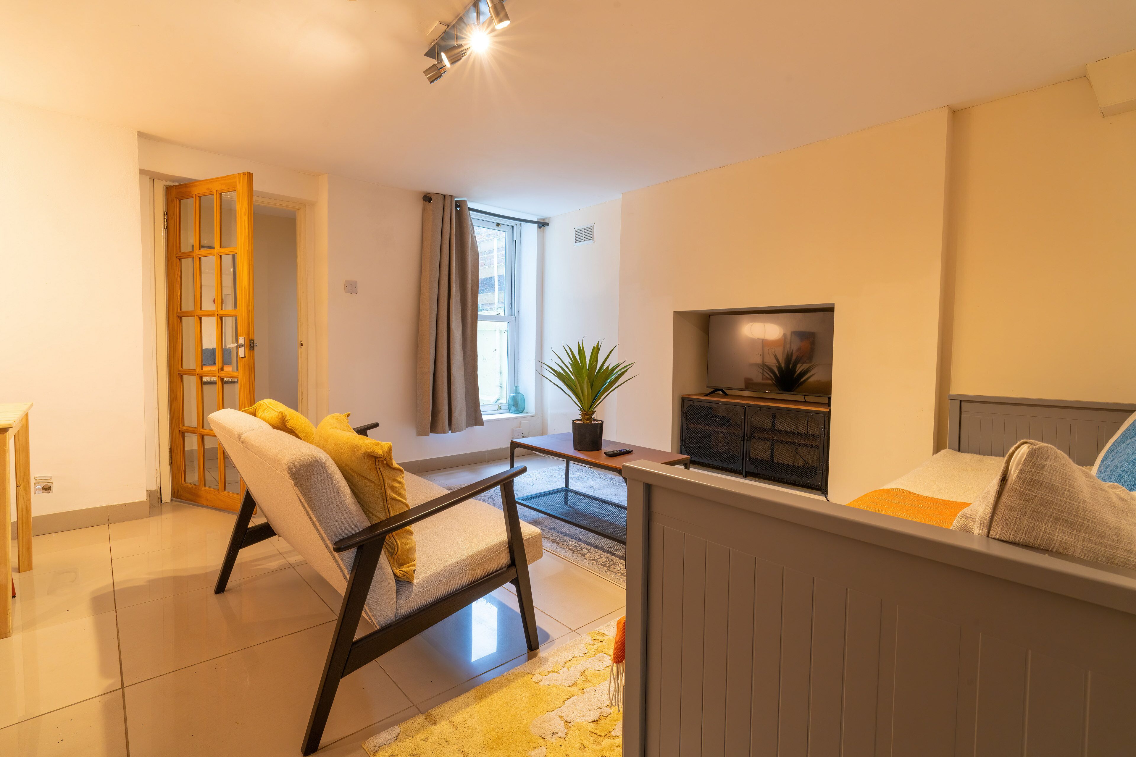 Apartment, 1 Bedroom | Living room