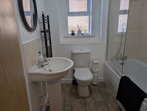 アパートメント 2 ベッドルーム | バスルーム