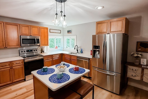 Mikroaaltouuni, uuni, liesi, astianpesukone