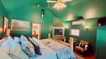 1 bedroom, iron/ironing board, free WiFi