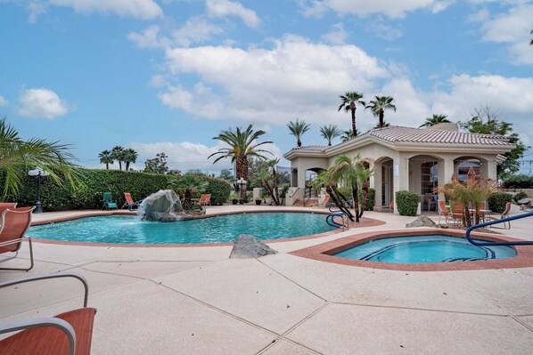 Outdoor pool, a heated pool