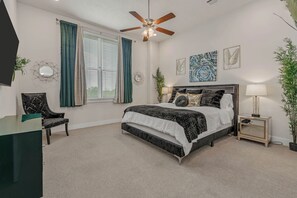 3 室のベッドルーム、アイロン / アイロン台、インターネット、ベッドシーツ