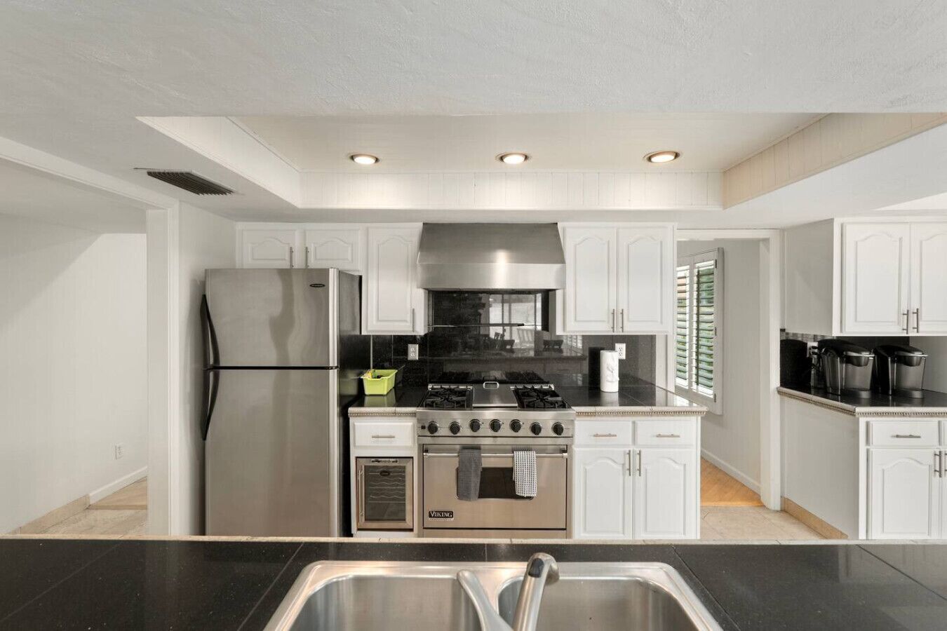 Micro-ondas, fogão, cooktop, lava-louças