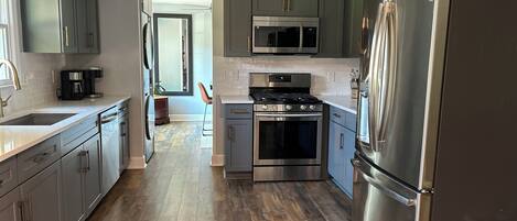 Microwave, oven, stovetop, dishwasher