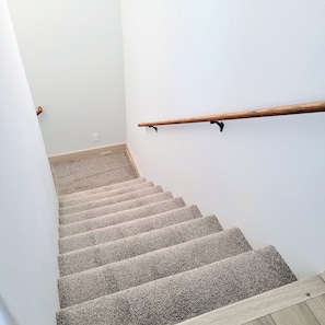 House, 3 Bedrooms, Balcony, Garden View | Hallway