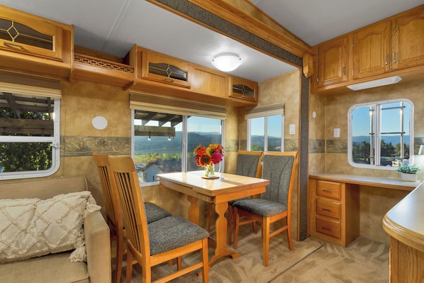 Interior - Fifth + Fabulous (Vernon)