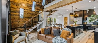 Peaceful Aframe Lux Cabin in Snake River Canyon