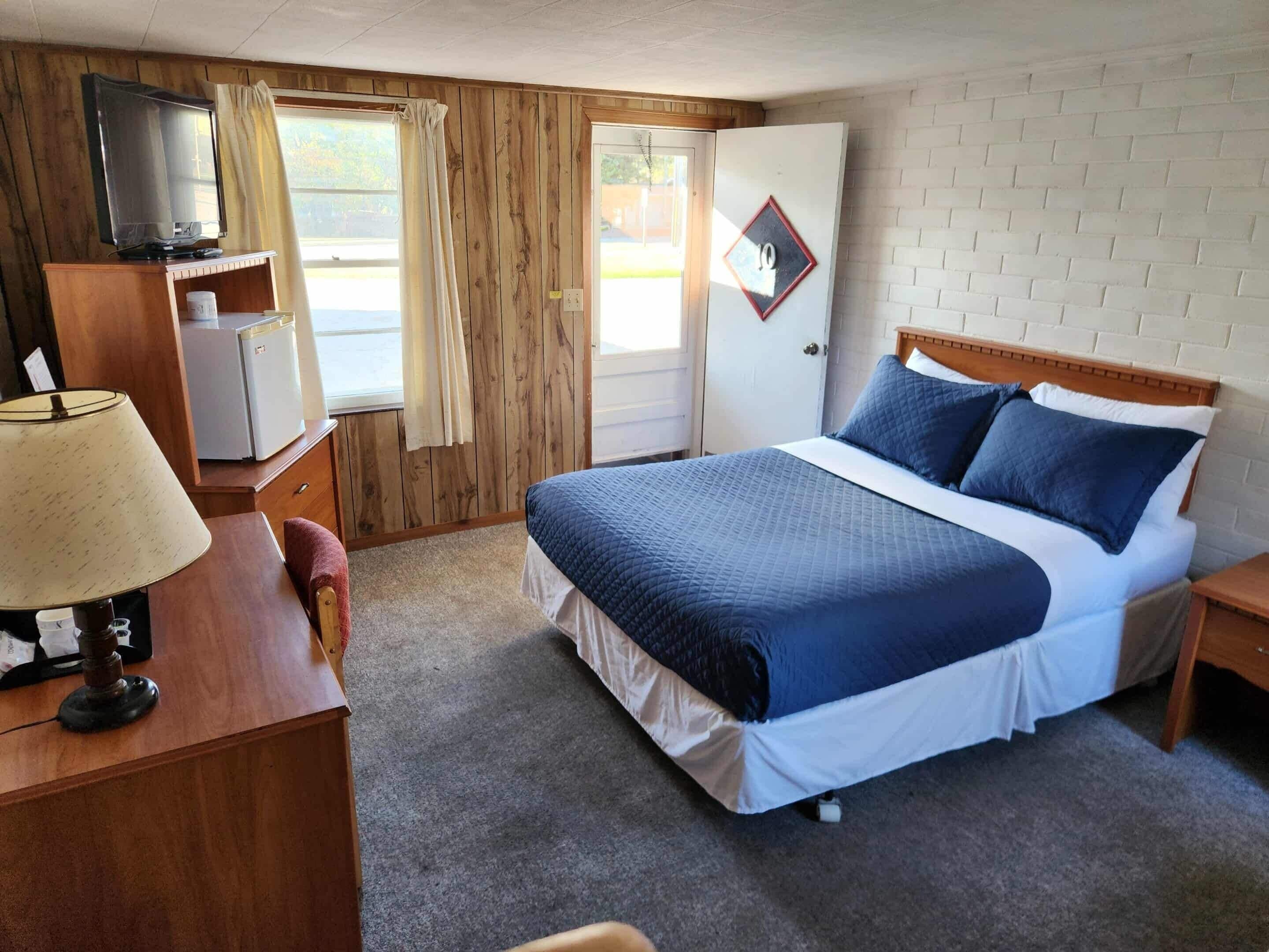 Literie de qualité supérieure, bureau, Wi-Fi gratuit, draps fournis