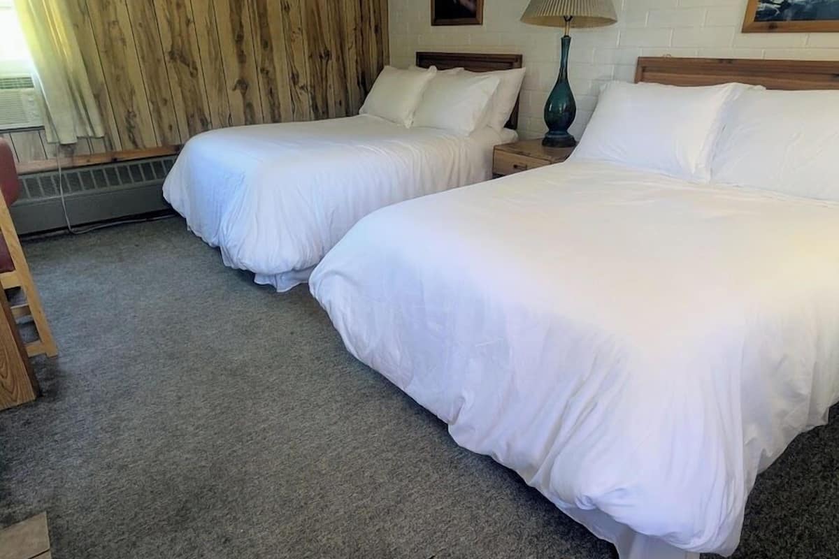 Standard Double Room | Desk, free WiFi
