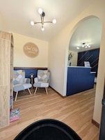 Sala de estar en el lobby