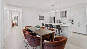 Unclassified image, 5 of 12, button - The Theodore 3BD/2B w/ Balcony - All King Bedrooms (New Orleans)