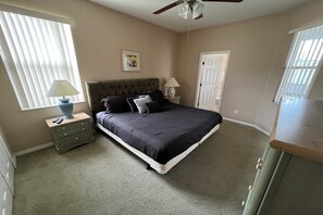 4 Schlafzimmer, Bügeleisen/Bügelbrett, WLAN, Bettwäsche