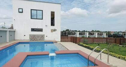 October Apartments 2 3 ensuite bedroom Vacation Home / Apartment in Kasoa