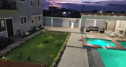 October Apartments 2 3 ensuite bedroom Vacation Home / Apartment in Kasoa 2