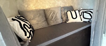 This is maicca maicca, an inn for rent in one building. The accommodation will focus on the coziness of a fully renovated old private house.