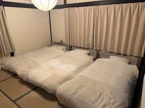 3 chambres, bureau, lit parapluie, Wi-Fi gratuit