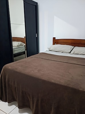 2 bedrooms, Internet, bed sheets