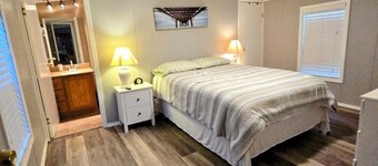 Charming 2-bedroom house in nice gated community with AC , shared swiming pool