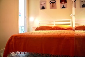 Room - Momò House (Monopoli)