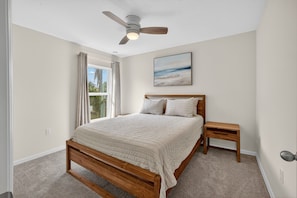 3 bedrooms, desk, iron/ironing board, WiFi