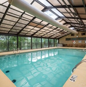 Innenpool, Außenpool