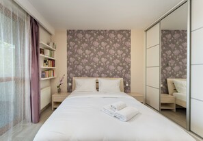 1 bedroom, iron/ironing board, WiFi, bed sheets