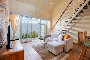 Suite, Mezzanine | Television