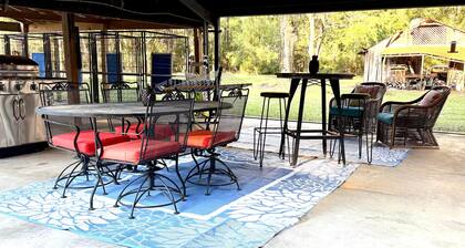 Country Retreat in Pride