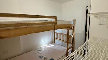 2 bedrooms, bed sheets