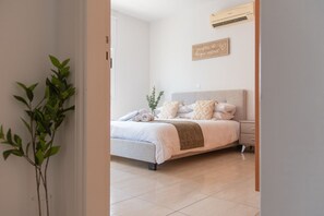 1 bedroom, iron/ironing board, free WiFi