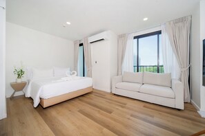 In-room safe, iron/ironing board, free WiFi