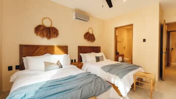 Biệt thự Cao cấp, 3 phòng ngủ, hồ bơi riêng | Két bảo mật tại phòng, màn/rèm cản sáng